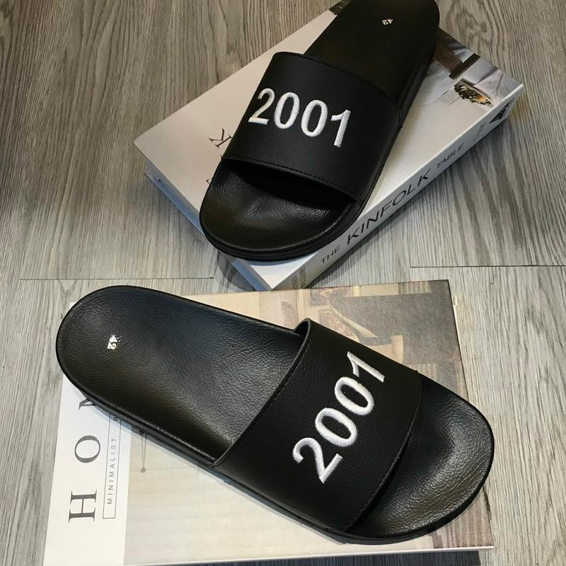 Dép Quai Da Thêu Hoạ Tiết Năm Sinh ( 1999 đến 2013 ) Dép Quai Da Đế Casu Đi Nước-trống trơn trượt ( Chuẩn sz 37 đến 43 ) DéP Dép Lê Quai Ngang 3
