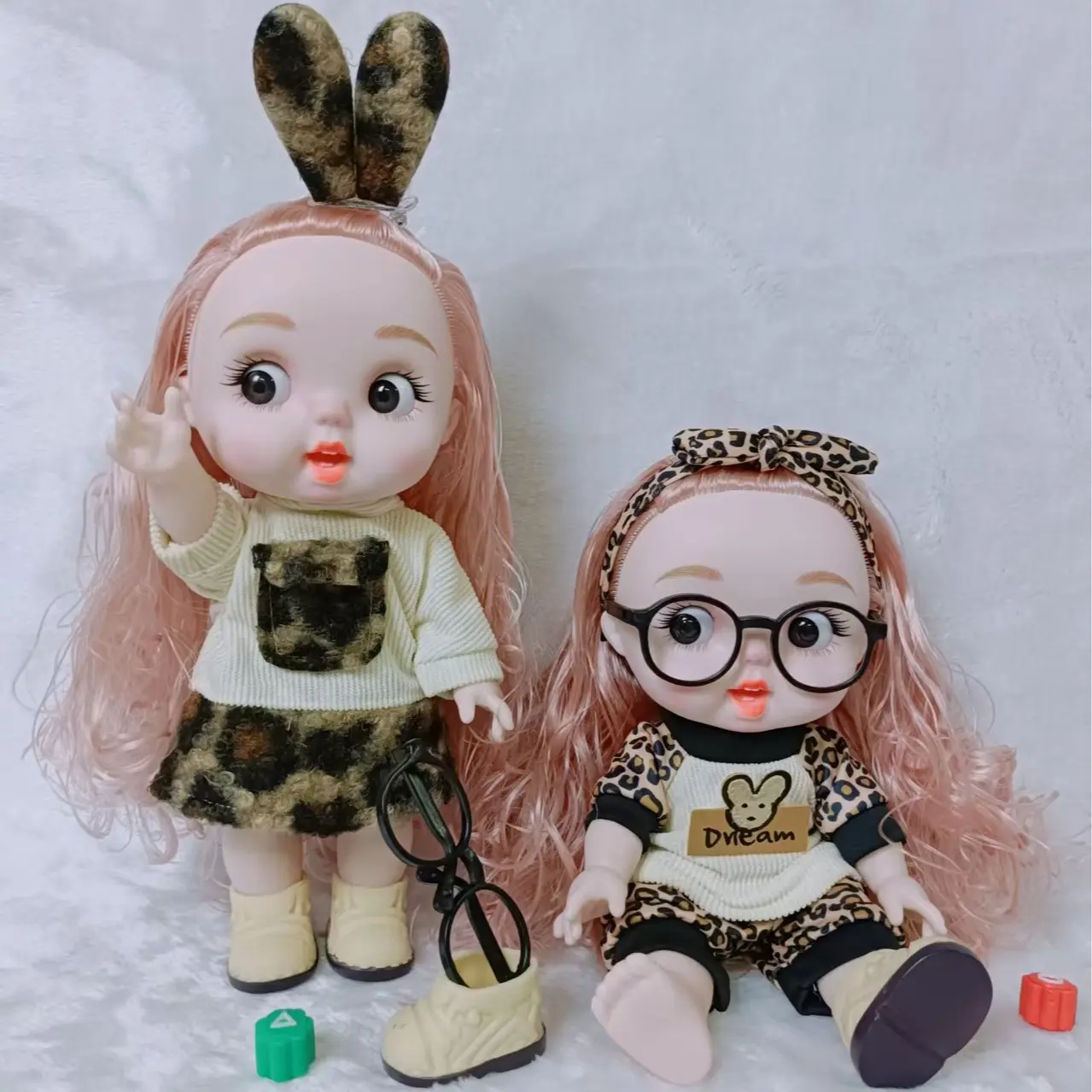 พร้อมส่งในไทย ตุ๊กตาBJD30ซม. ตุ๊กตาเจ้าหญิงน่ารักๆแต่งตัวแฟชั้น (แถมแว่นตา+แถมกล่อง ) ของขวัญวันเกิด ของขวัญ วันปีใหม่
