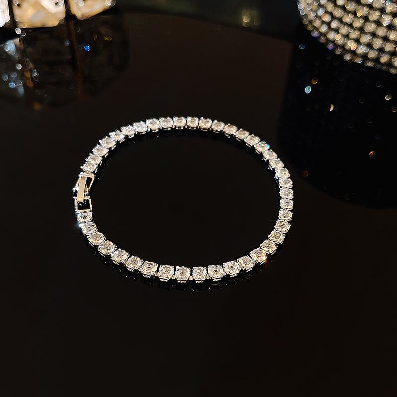 Product Introduction of 【COD】Vòng Tay Zircon, Hàng Mới Về, Dành Cho Nam Và Nữ, Thời Trang, Đơn Giản, Thường Ngày, Tinh Tế 9