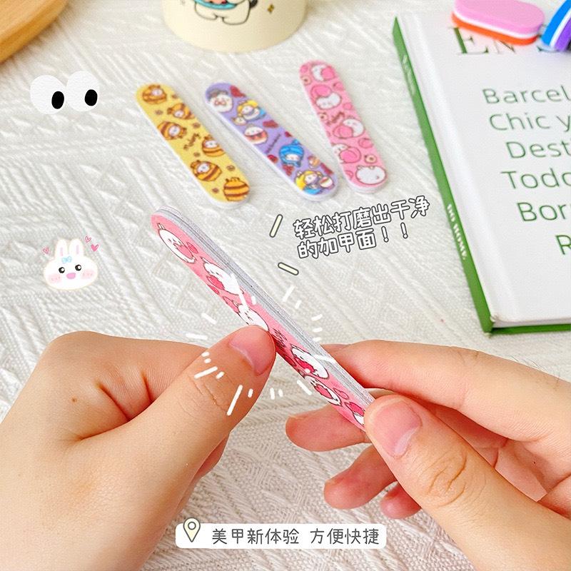 Dũa móng tay mini 9cm họa tiết màu sắc dễ thương hỗ trợ làm móng, tiện mang du lịch va ngoài phố 2