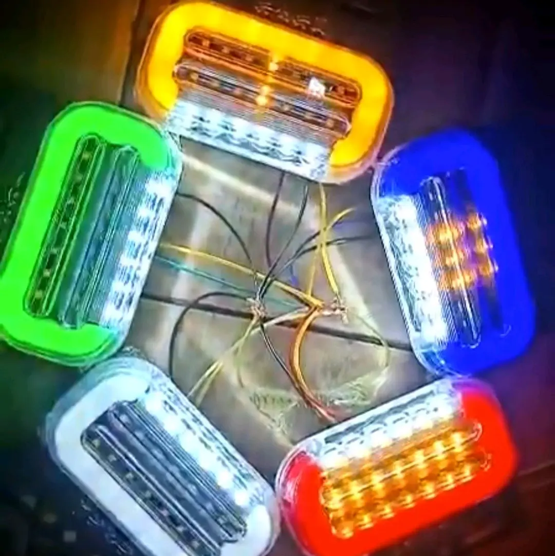 0PROMO!! Lampu Bak Truk Truck Led Universal Oval Besar Sein Sen Running. 24V Truck Truk 196