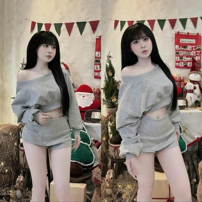 Bộ Set Thu Đông Áo Nỉ Trễ Vai Kèm Chân Váy Giả Quần Đơn Giản Cho Nữ -Women Top Kem