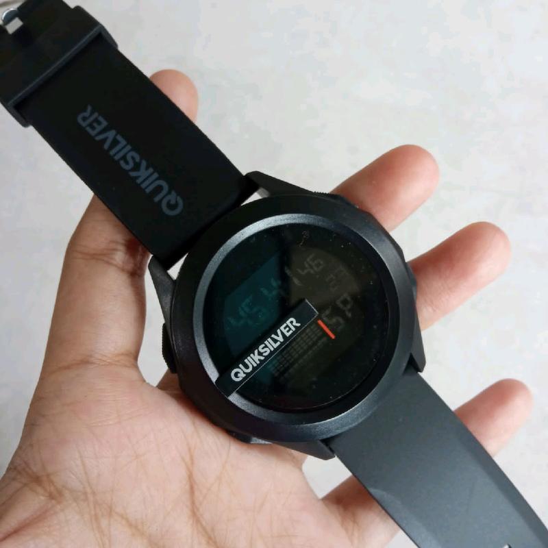 Jam Tangan Quicksilver Baru, Bahan Rubber, Anti Air 1