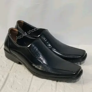 Sepatu pantofel pria kulit asli Kerja