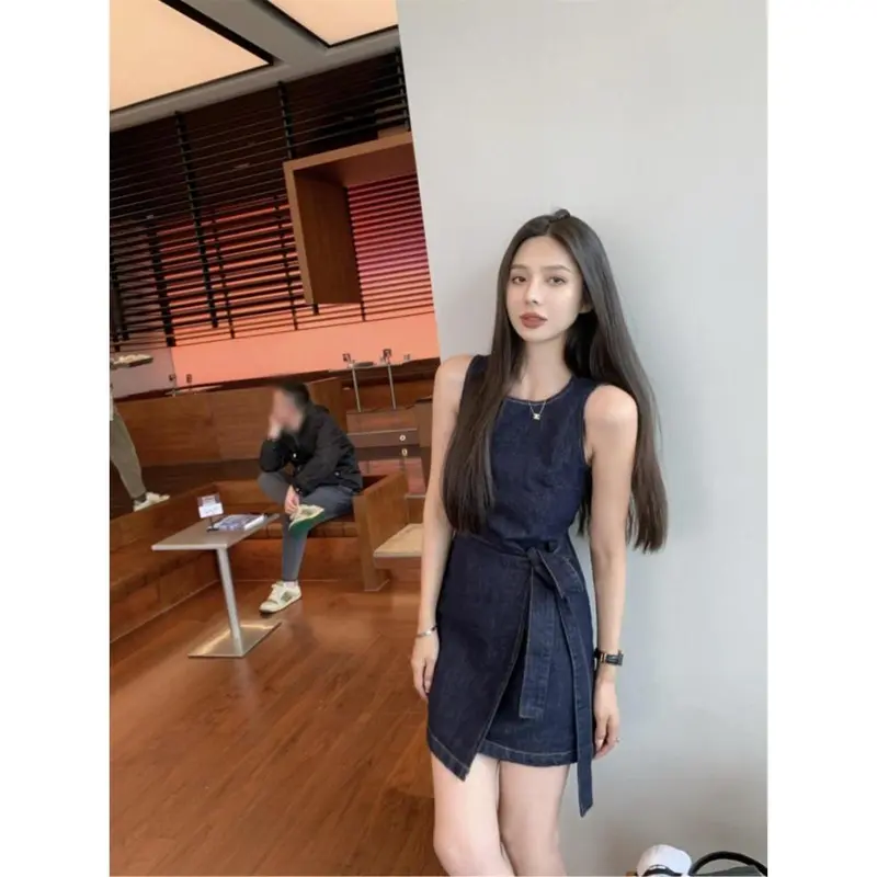 Váy Vest Denim Phong Cách Cổ Điển Thanh Lịch Cô Gái Đầy Đặn, Váy Chữ A Eo Buộc Dây Mùa Hè Cho Nữ, Váy Ngắn Ngoại Cỡ, Bộ Sưu Tập 2024 3
