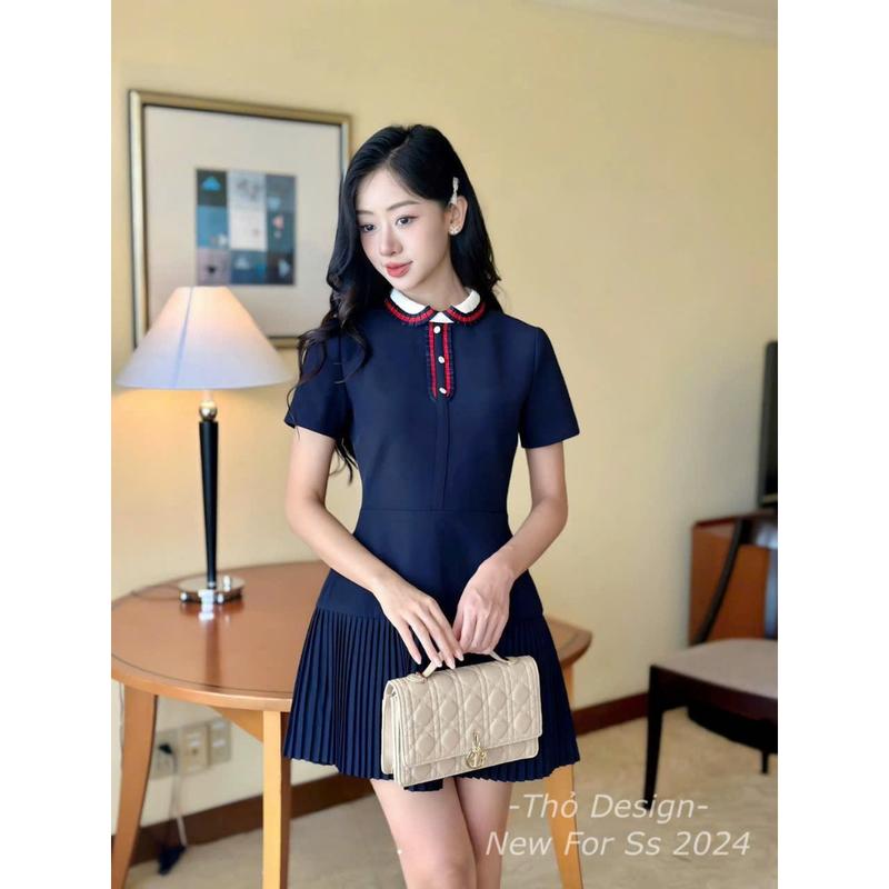 BỐNG - Váy thiết kế thêu nơ cổ sen phối viền chân xếp ly dáng ngắn 1