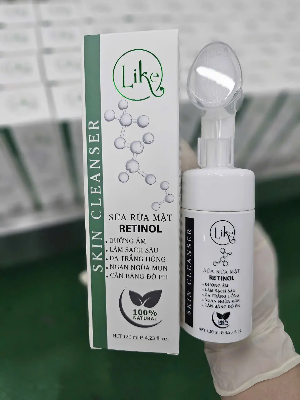 Sữa rửa mặt RETINOL LI KE Ngăn ngừa mun, Dưỡng ẩm