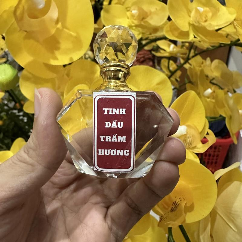[TINH DẦU TRẦM HƯƠNG VIP] ĐỨC HỌC TRẦM Dầu Thơm Phòng Dầu Thơm - 1 Chai 1ml - Dùng được cho cả Nam và Nữ - Hàng Cao Cấp