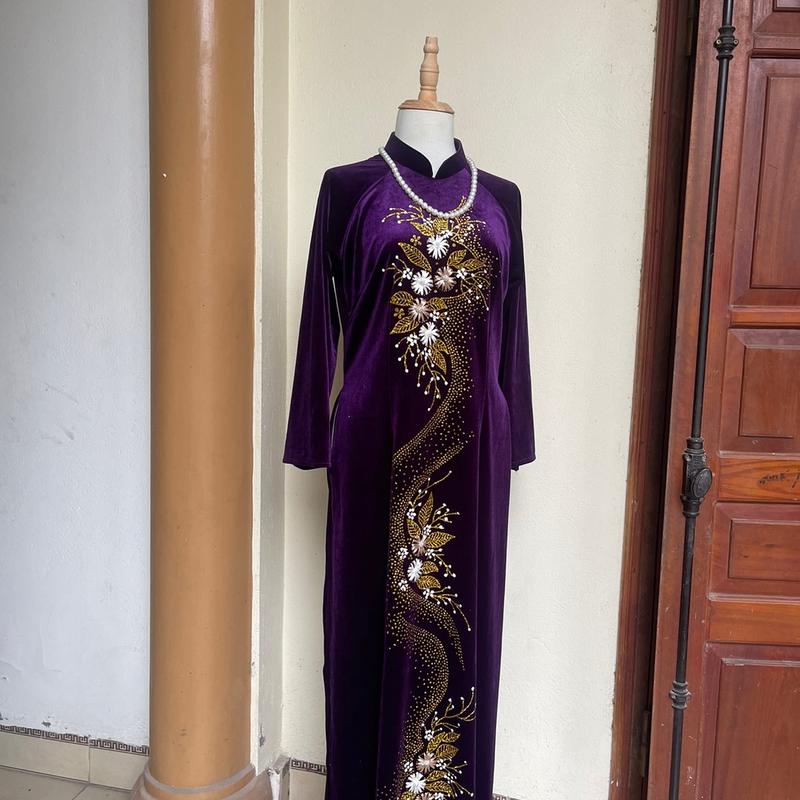  Áo dài tặng mẹ màu Tím Huế chất liệu Nhung Hoa Kim Tuyến sang trọng quý phái Nữ Women Dress Voi Sen 
