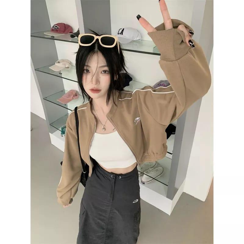 Norshler Vintage Jacket Crop Wanita Oversize - Sweater Jaket Croope Wanita Korean Style Kekinian Lucu Setrip Putih Baju Bandung 5