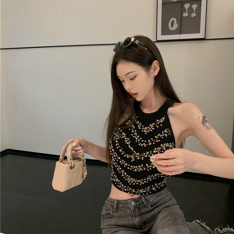 Product Introduction of Áo Vest Cổ Yếm Đính Cườm Phong Cách Pháp, Dây Đeo Spaghetti Cổ Điển, Hàng Mới Về Mùa Hè Của Phụ Nữ, Thiết Kế Độc Đáo Có Thể Mặc Ngoài Trời, Áo Ngắn Dệt Kim Cô Gái Nóng Bỏng Top Women 4