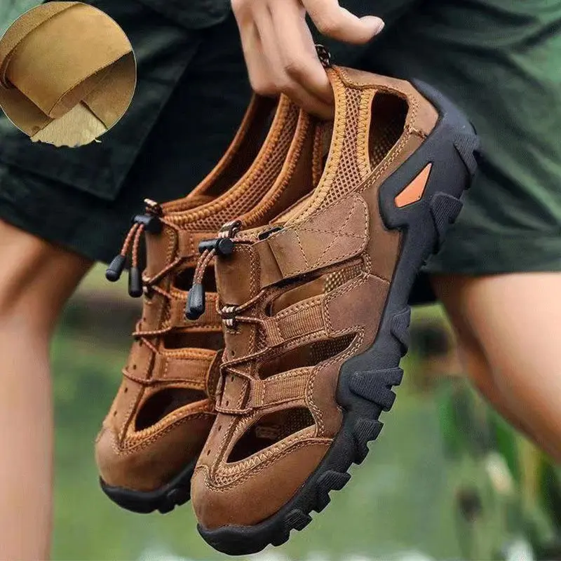Leather Sandals Outdoor Beach Shoes Hollow Men's Shoes New Summer Closed Toe Anti-Collision Wading Shoes Breathable Casual Shoes
