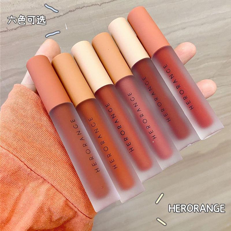 HERORANGE~Sản phẩm nội địa giá cả phải chăng, son lì Twilight Light siêu phổ biến với vỏ trong suốt, hiệu ứng làm sáng môi, lớp hoàn thiện nhung lì.