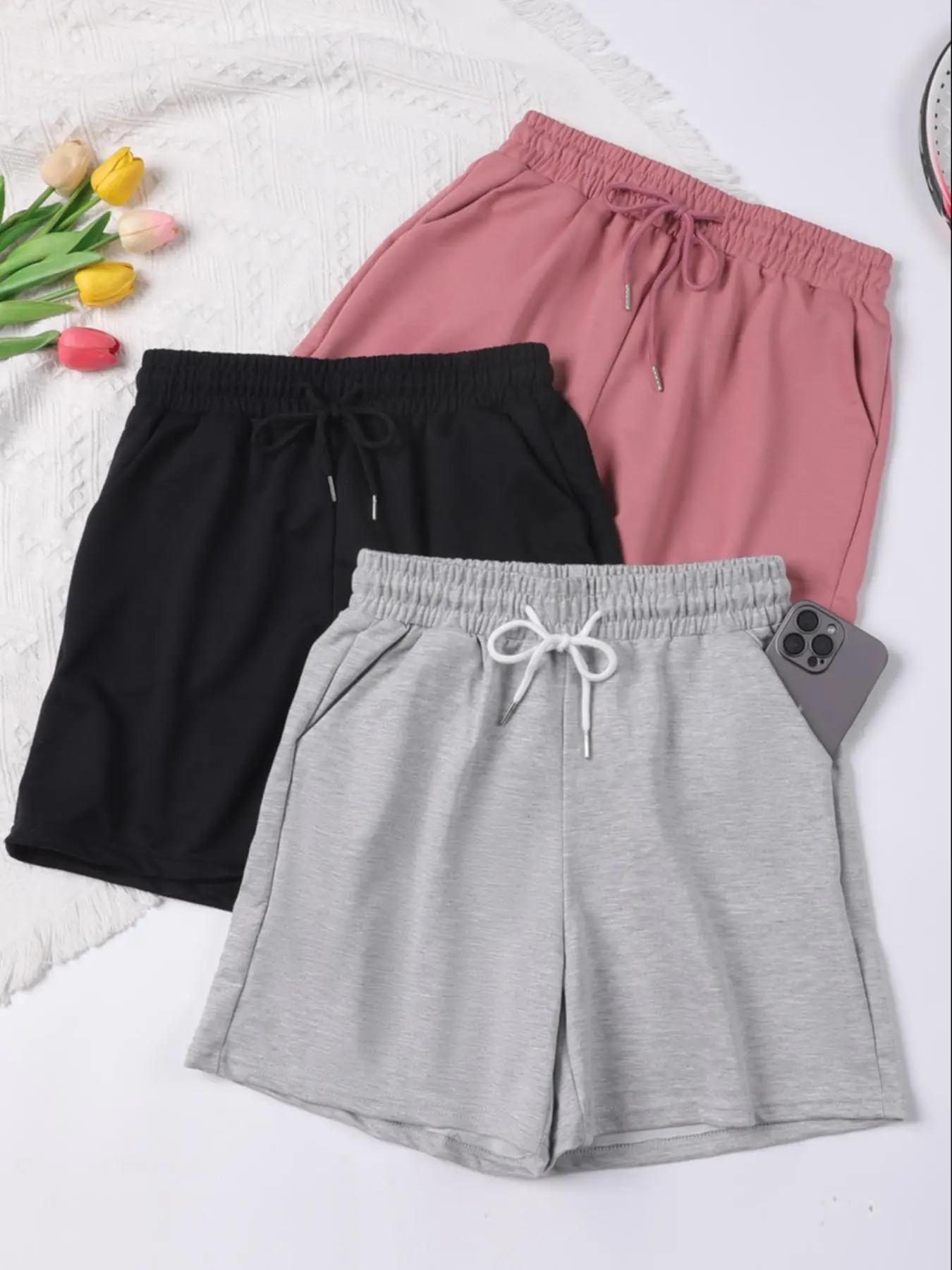 Women's Solid Color Drawstring Waist Sports Shorts, Regular Fit Casual Comfortable Breathable Pocket Shorts for Yoga Gym Workout Running, Ladies Sportswear for Summer