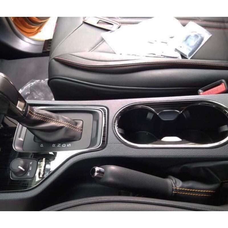 Bộ ốp nội thất vân titan xe Ford Ranger 2014-2022 3