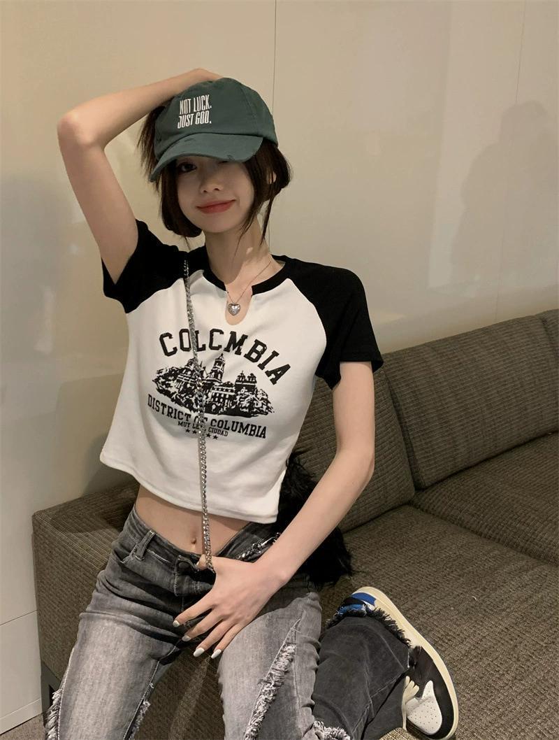 Product Introduction of Trendy V-Neck Short Sleeve T-Shirt for Women Spring Summer 25 Styles Sweet and Spicy American Retro Design Short Student Top Fashion 22