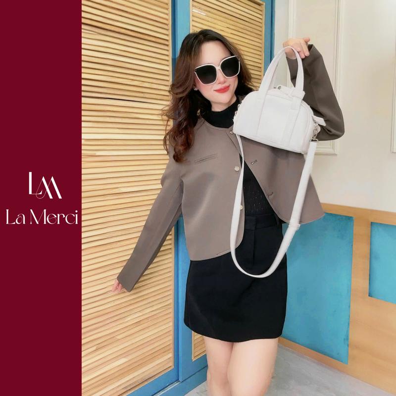 LA MERCI Áo khoác Blazer cổ tròn khuy đồng -áo khoác ngoài AV01 BL08 Top Nữ Jacket Women 