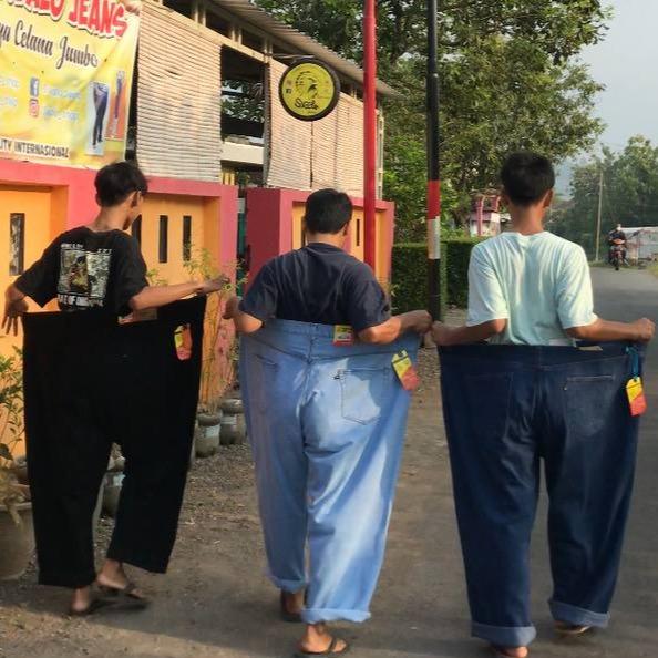 JEANS JUMBO STANDAR 52-60 Celana Panjang Pria 2