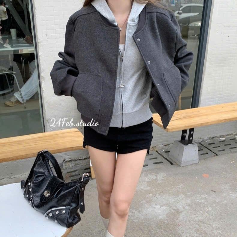 Áo khoác bomber nữ dạ ép cúc bấm phong cách basic Hàn Quốc KAH39 - 24Feb.studio