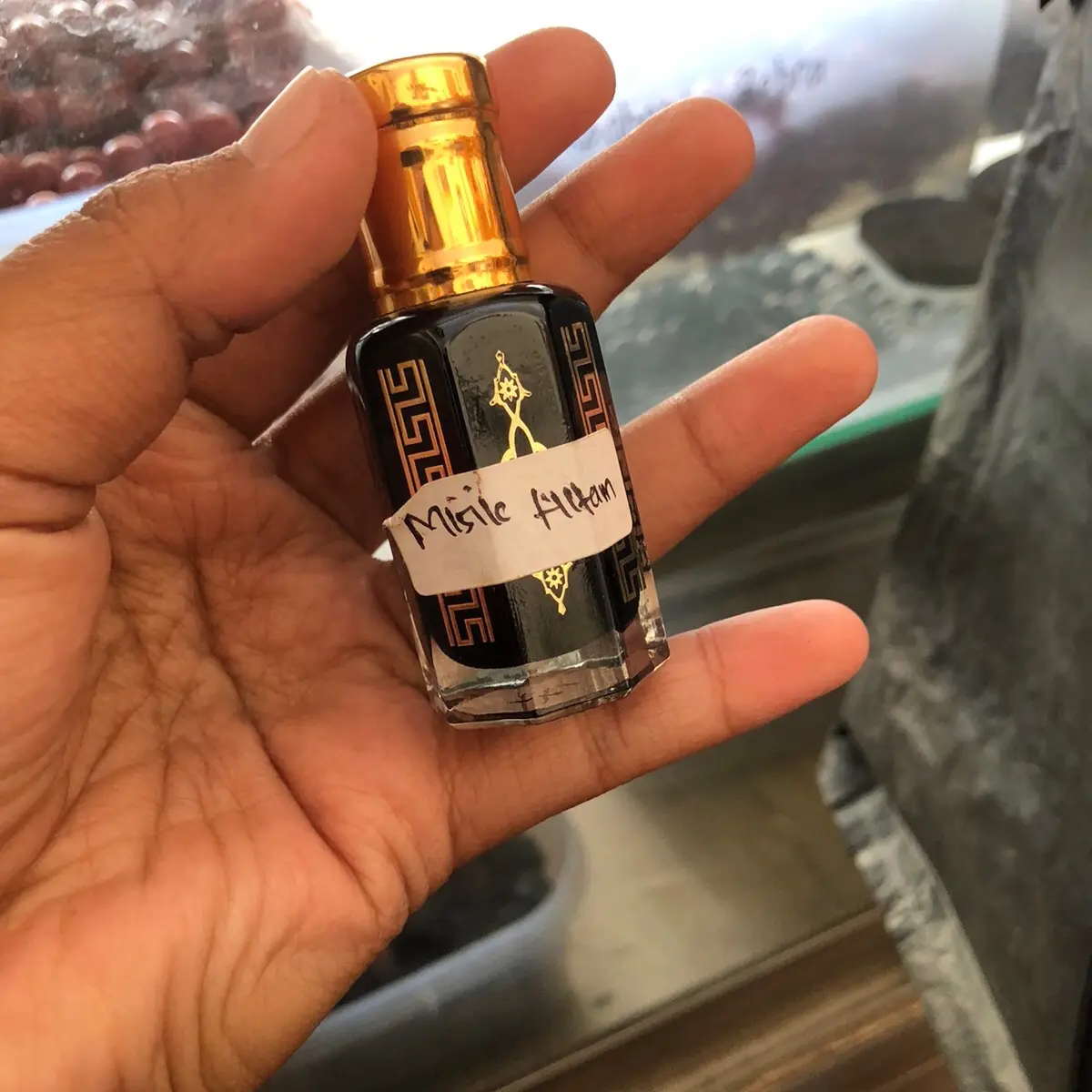 Minyak misik hitam asli alami