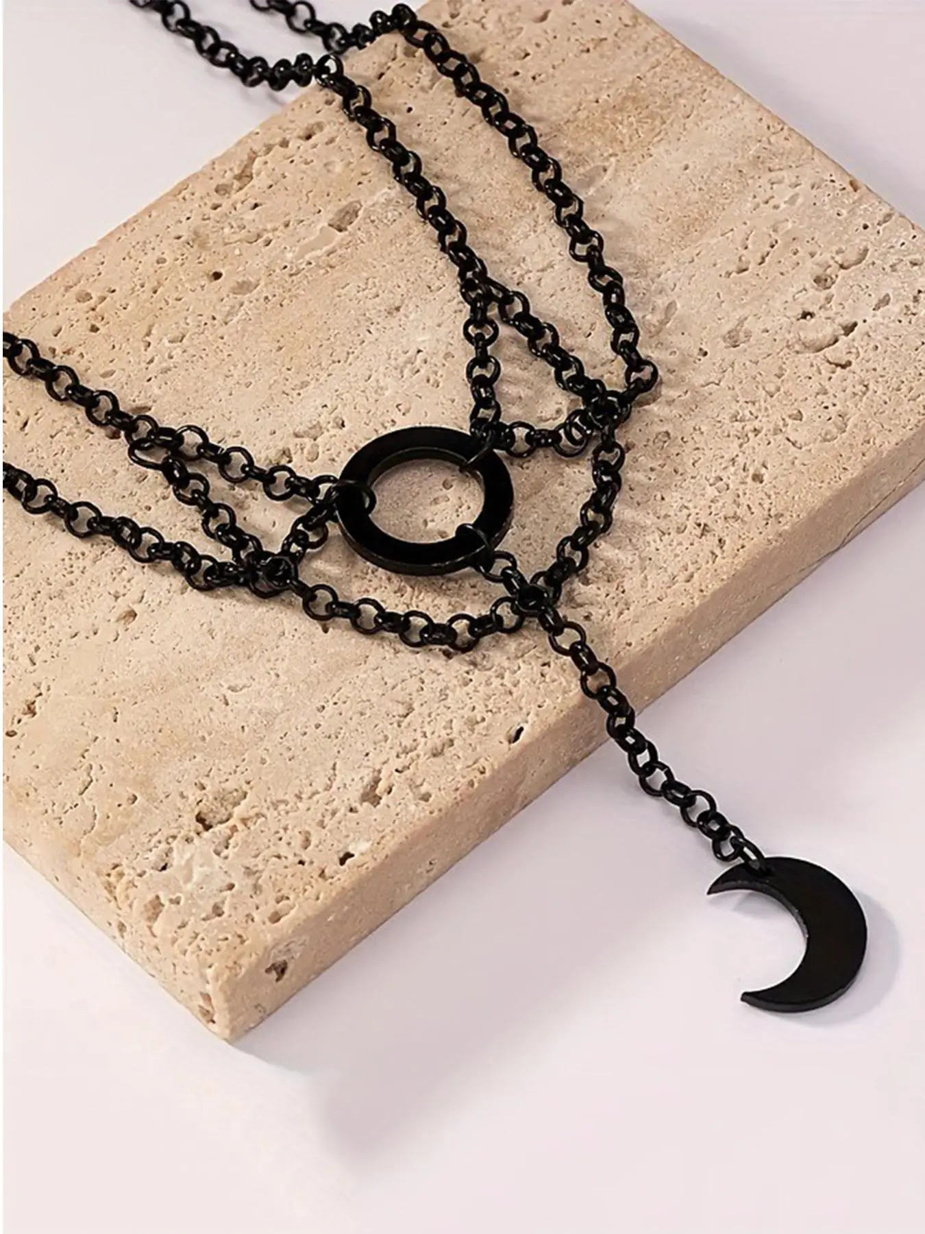 Women's Punk Style Moon & O-ring Design Black Layered Necklace, Trendy Exquisite Pendant Necklace, Chic All-match Jewelry As Gift for Girlfriend, Valentine's Day, Gift, Statement Necklace