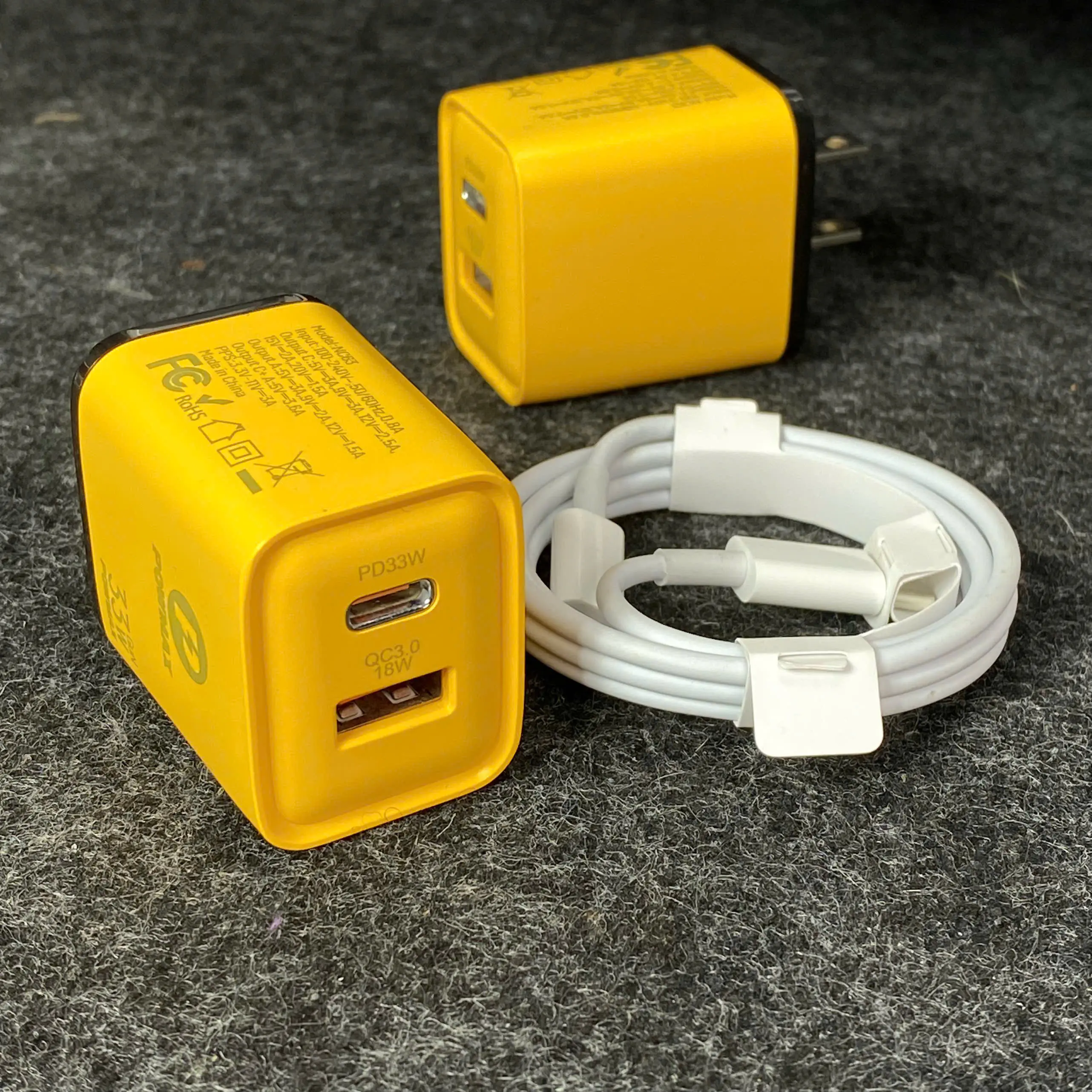 [Tặng Cáp Sạc iPhone] Củ Sạc Nhanh Đa Năng 33w - Hỗ Trợ Sạc Nhanh Cho i Phone , Các Thiết Bị Điện Tử Sử Dụng Cổng Typec Công Suất Nhỏ Hơn 33w
