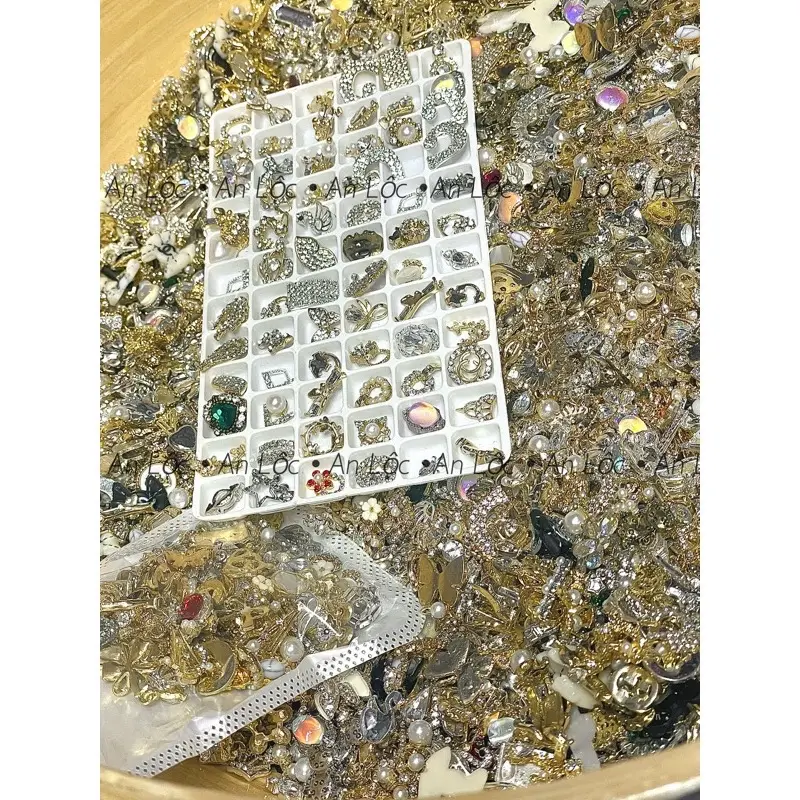 Set charm mix 100cái trang trí nail 1