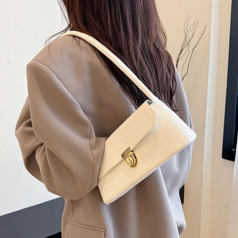 Tas Wanita Korea Style Totebag Selempang Wanita Shoulder Bag Kulit Croco Tali Kokoh Kunci Putar Polos DMTS036 - Putih - Slingbag tas  gemoy 1