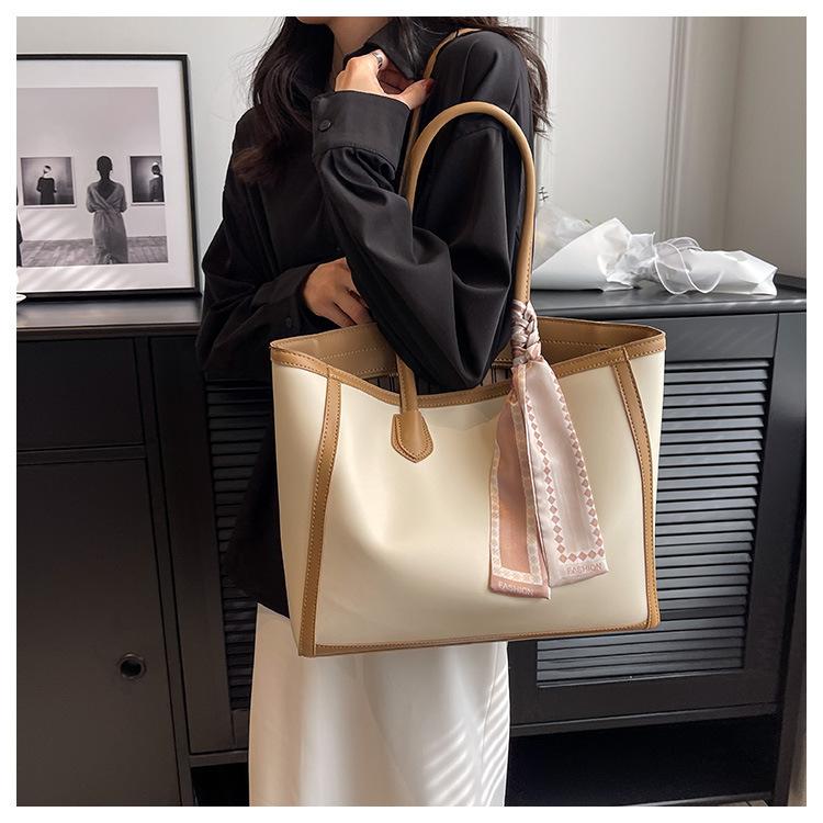 Túi xách công sở nữ da PU đựng được A4 và laptop 15.6 inch Opestore V230 Bag Tote 8