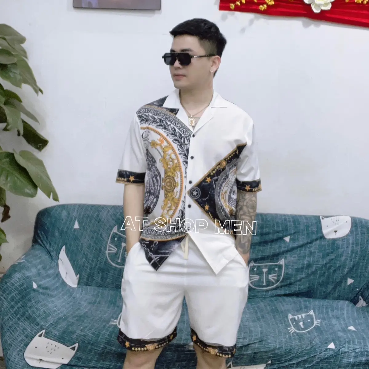 Bộ Quần Áo Nam hoạ tiết Vơ Sac Trắng
