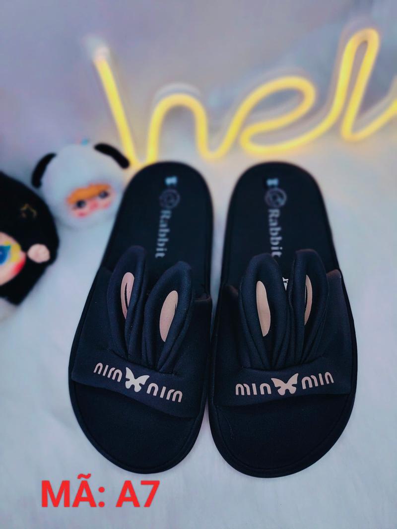 Product Introduction of Dép Nữ Thỏ Tai Dài Cực Cute 3