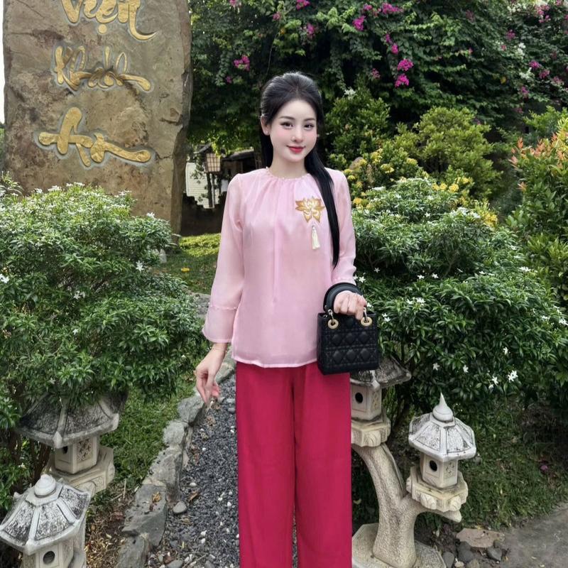 Lẻ áo lụa tơ thêu sen đính ngọc có tặng kèm charm -Pháp phục Hà Anh ( áo kèm quần) Nữ Women 1