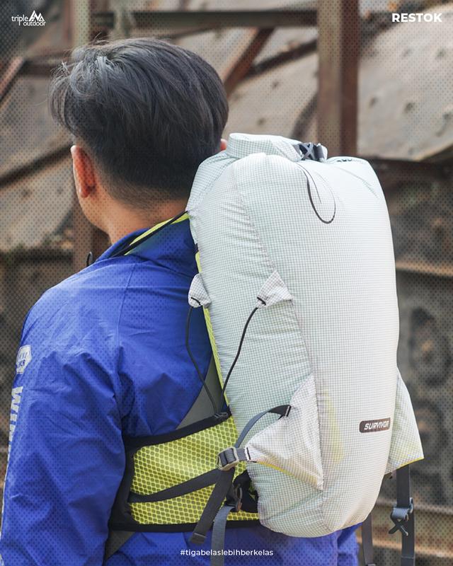 SURVIVOR XP - BACKPACK ULTRALIGHT WATERPROOF , BACKPACK TRAIL RUNNING, BACKPACK SEPEDA, BACKPACK SUMMIT ATTACK SURVIVOR 18LT ORIGINAL PRODUK BY TRIPLE OUTDOOR Anti Air Uniseks 6
