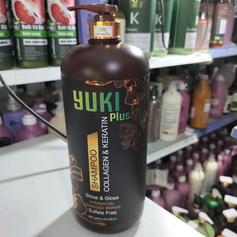    Tặng 10 chiếc khẩu trang 5D  Chai dầu gội Yuki  PLUS  collagen keratin   Hương thơm nước hoa  2000 ml  1 chai 