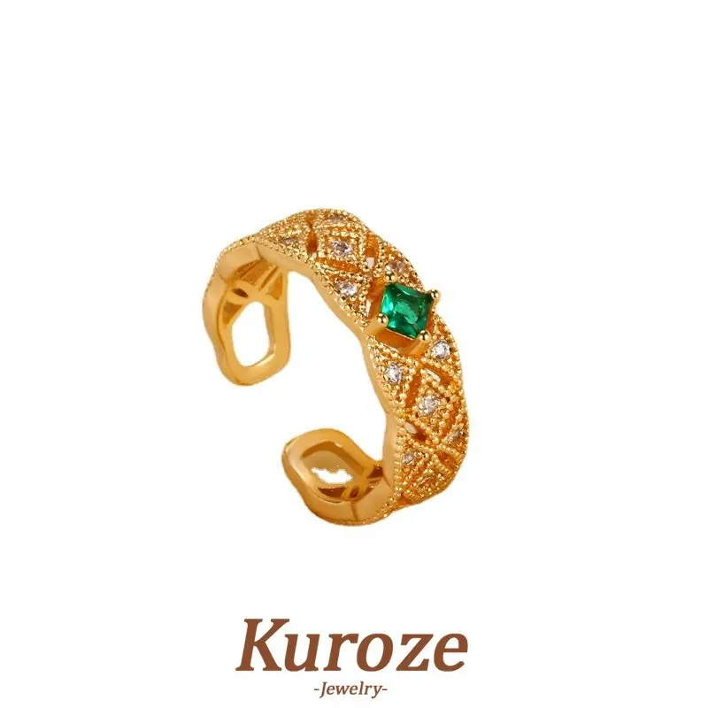 Kuroze 18K Champagne Gold Emerald Ring Hollow Palace Style Green Diamond Ring