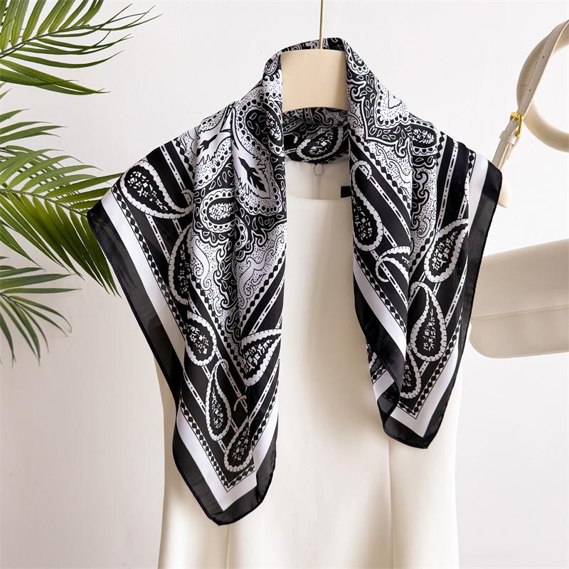 Product Introduction of Khăn Quàng Cổ Vuông Cổ Áo Tóc In Hình, Dành Cho Nữ, Hàng Mới Về, 70CM (27,55inch), Làm Bằng Lụa, Mô Phỏng Lụa, Thích Hợp Cho Tiếp Viên, Khăn Choàng Nữ Công Sở, WJ70FZS-101 8