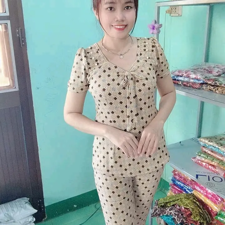 Đồ bộ thun may sẵn quần dài ống ôm,cổ tròn có nơ cột 5