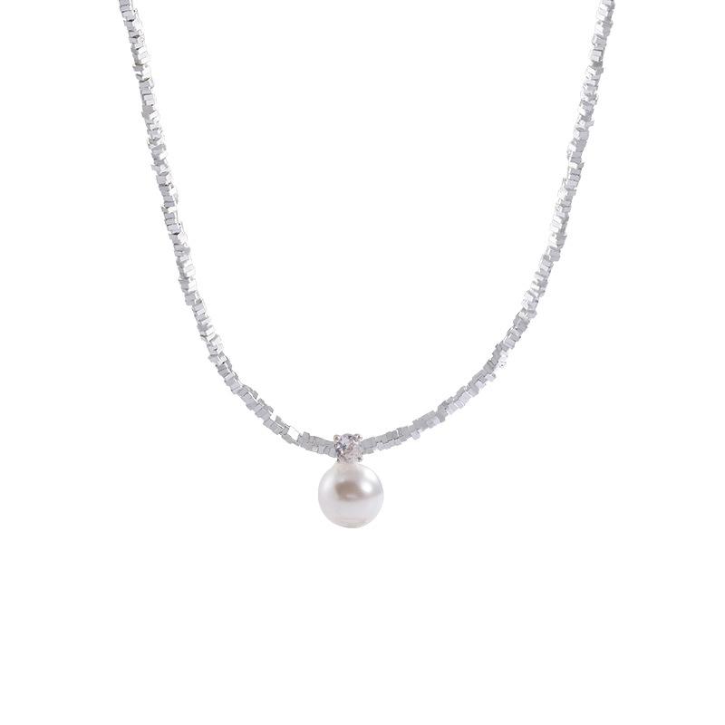 Light Luxury Minority Design Small Pieces of Silver Pearl Necklace Female Temperament High Sense Clavicle Chain All-Match Super Hot Necklace Accessories 3