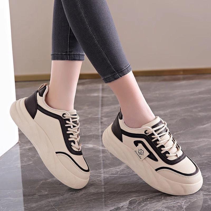 FluffyFluffs Giày thể dục thể thao ขนาด 36-40 Nữ phong cách mới phổ biến đế dày tăng chiều cao Có 2 màu 122405 8