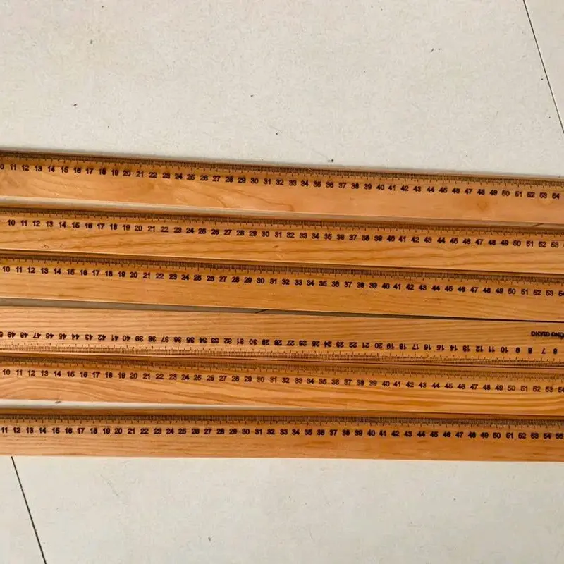 Thước gỗ tự nhiên 30cm , 50cm , 60 cm khắc vạch tia số rõ , phun PU bóng cho giáo viên , học sinh 3