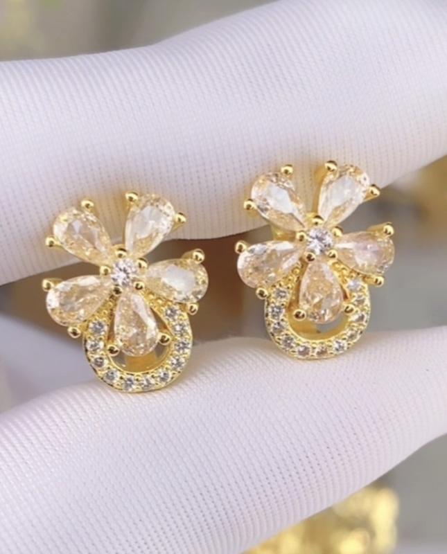 cỏ 5 cánh Bạc ý 925 Si Bạch Kim  ý nghĩa may mắn Mẫu Mới  Women Hoa Voi Hoa  khuyên cao cấp khuyên  tai Hoa Tai khuyên  tai Voan