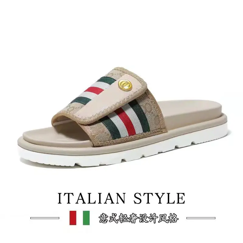 Summer Slippers Men's Casual Summer Versatile Fashion Slippers Outdoor Non-Slip Beach Slippers Men's Fashion Brand Light Luxury