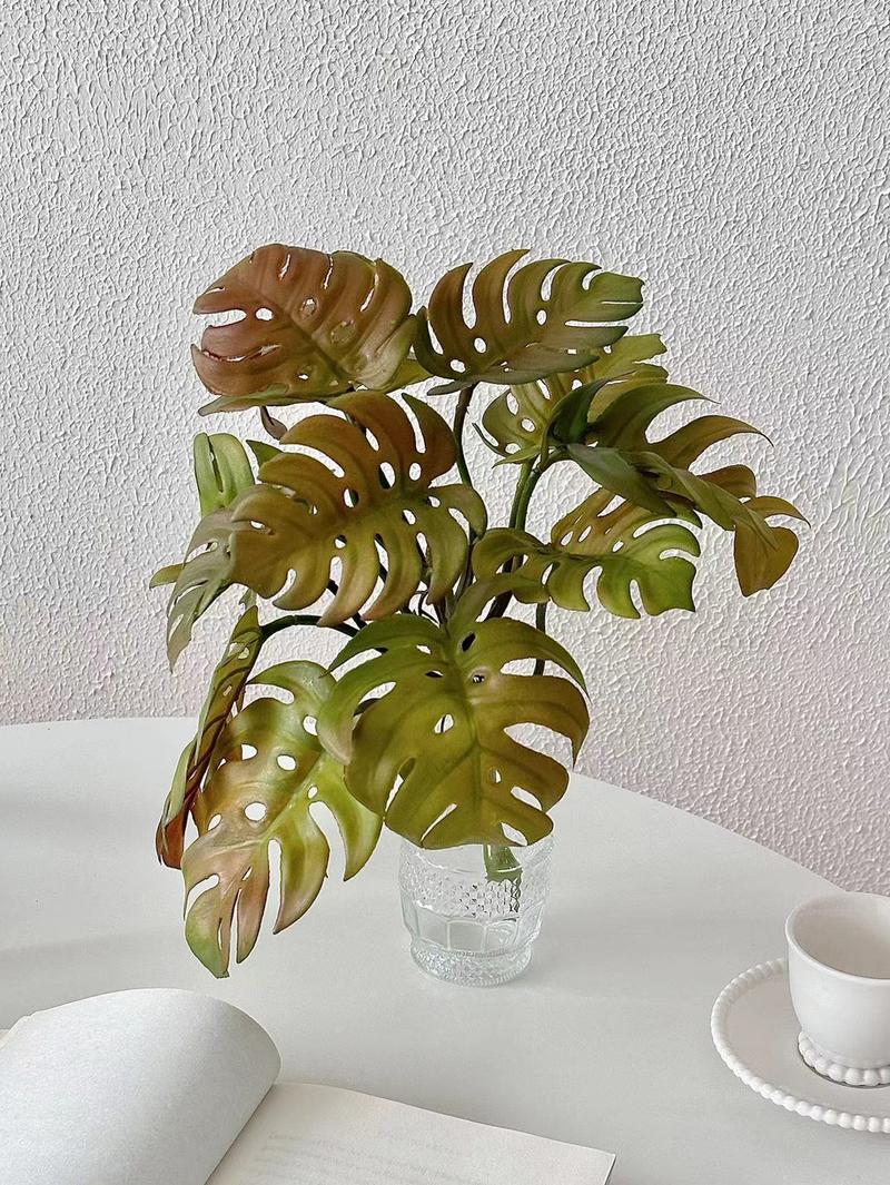 Product Introduction of Artificial Monstera Green Leaves Plant Nordic Home Decoration Advanced Sense 3