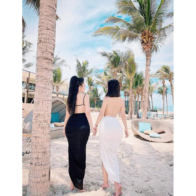 Váy đầm maxi 2 dây đi biển, váy maxi hai dây hở lưng, thiết kế dáng ôm rút dây chéo vạt, maxi đi biển đẹp. Nữ Khuy Dress