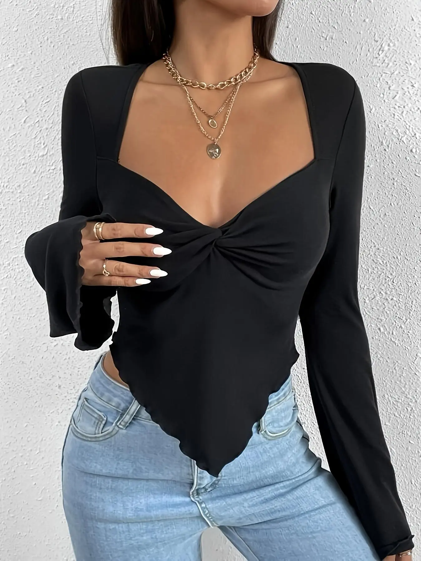 Women's Plain Twist Front Lettuce Trim Hanky Hem Flounce Sleeve Crop Tee, Casual Sweetheart Neck Long Sleeve T-Shirt for Daily Wear, Ladies Clothes for All Seasons Valentine's Day, gift