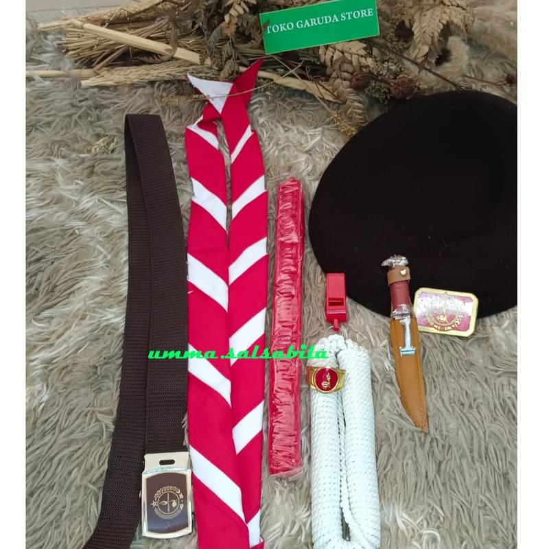 Alat Pramuka cowok baret  1 SET -SMP 3