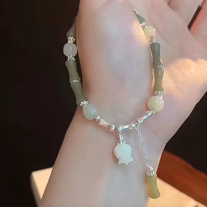 Product Introduction of Vòng Tay Nút Thắt Tre Hoa Huệ Thác Nước Phong Cách Trung Quốc Mới, Dành Cho Nữ, Thiết Kế Độc Đáo Ins, Vòng Tay Giá Trị Cao Phong Cách Cung Điện Trung Quốc Mới, Bán Chạy Tại Cửa Hàng, Dành Cho Nữ 4