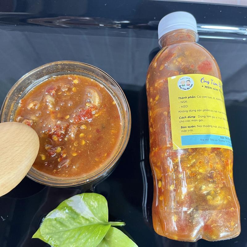  Mắm nêm tỏi ớt mắm cá cơm Bình Định   380 g chai   - Đặc Sản Ông Tám Bà Tám 
