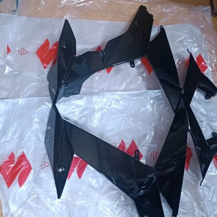 Bửng xe Satria. Raider fi 150(đen bóng)