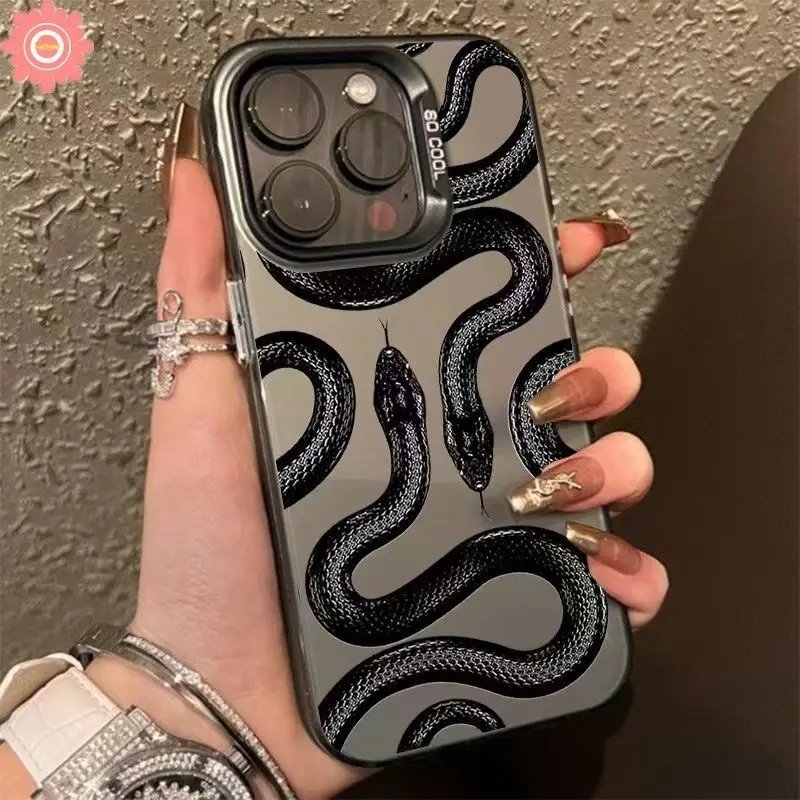 Sunflower Casing Lembut Elf Iblis Grafiti Kartun Lensa Logam Berlapis Mewah Kompatibel Untuk iPhone 11 13 14 12 15 Pro Max 7Plus XR 7 8 Plus X XS Max SE 2020 Casing Ponsel IMD Akrilik Lensa Logam Berlapis Mewah Soft Case Cover 5